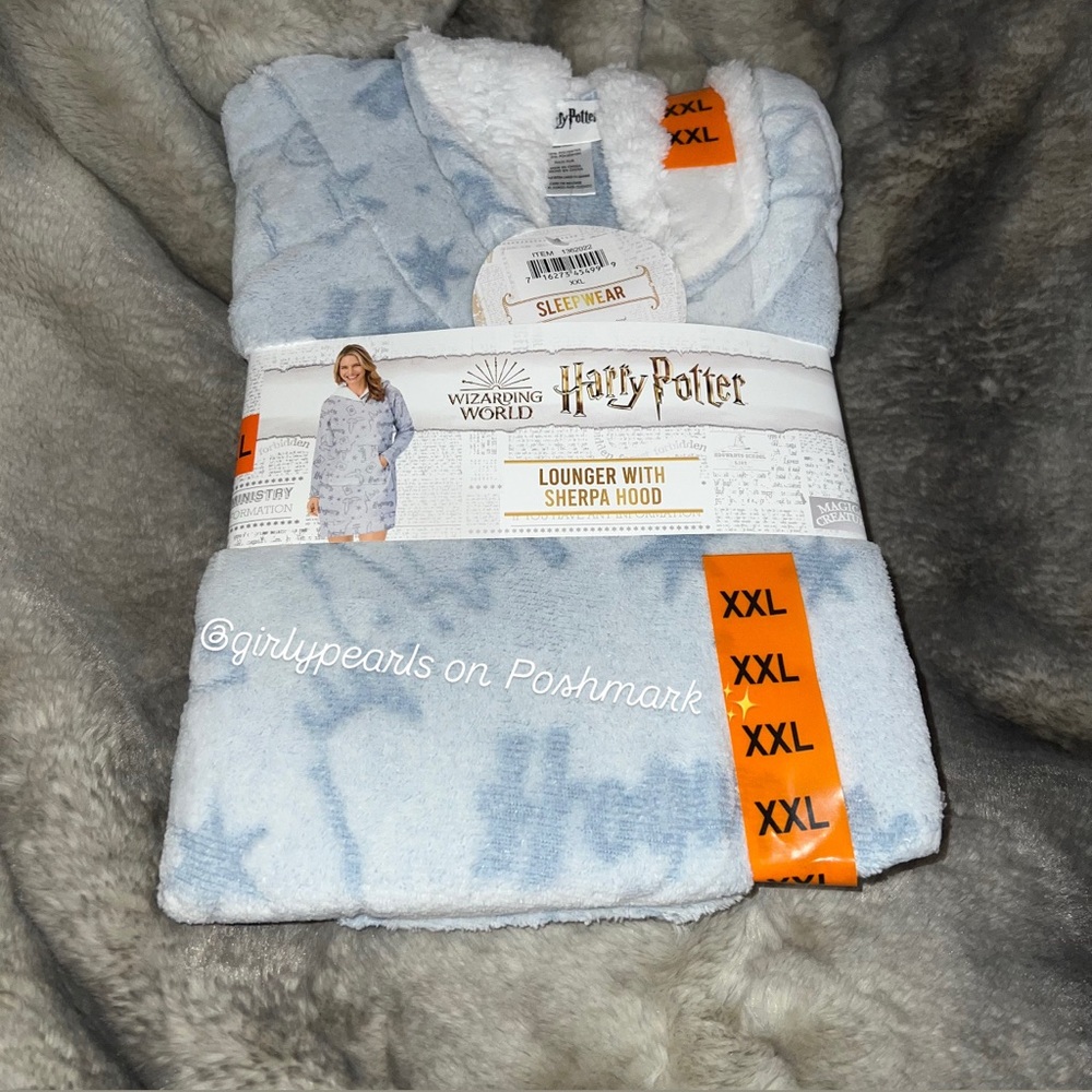 Warner Bros. Harry Potter Ladies’ Lounger Blue with Sherpa Hood  🪄✨🦉✉️